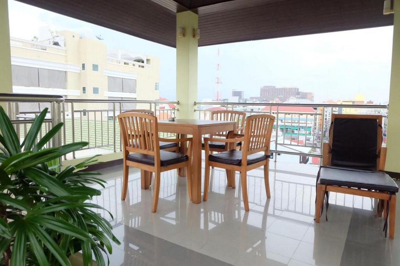 Oyo 1097 Thep Apartment Pattaya Eksteriør bilde