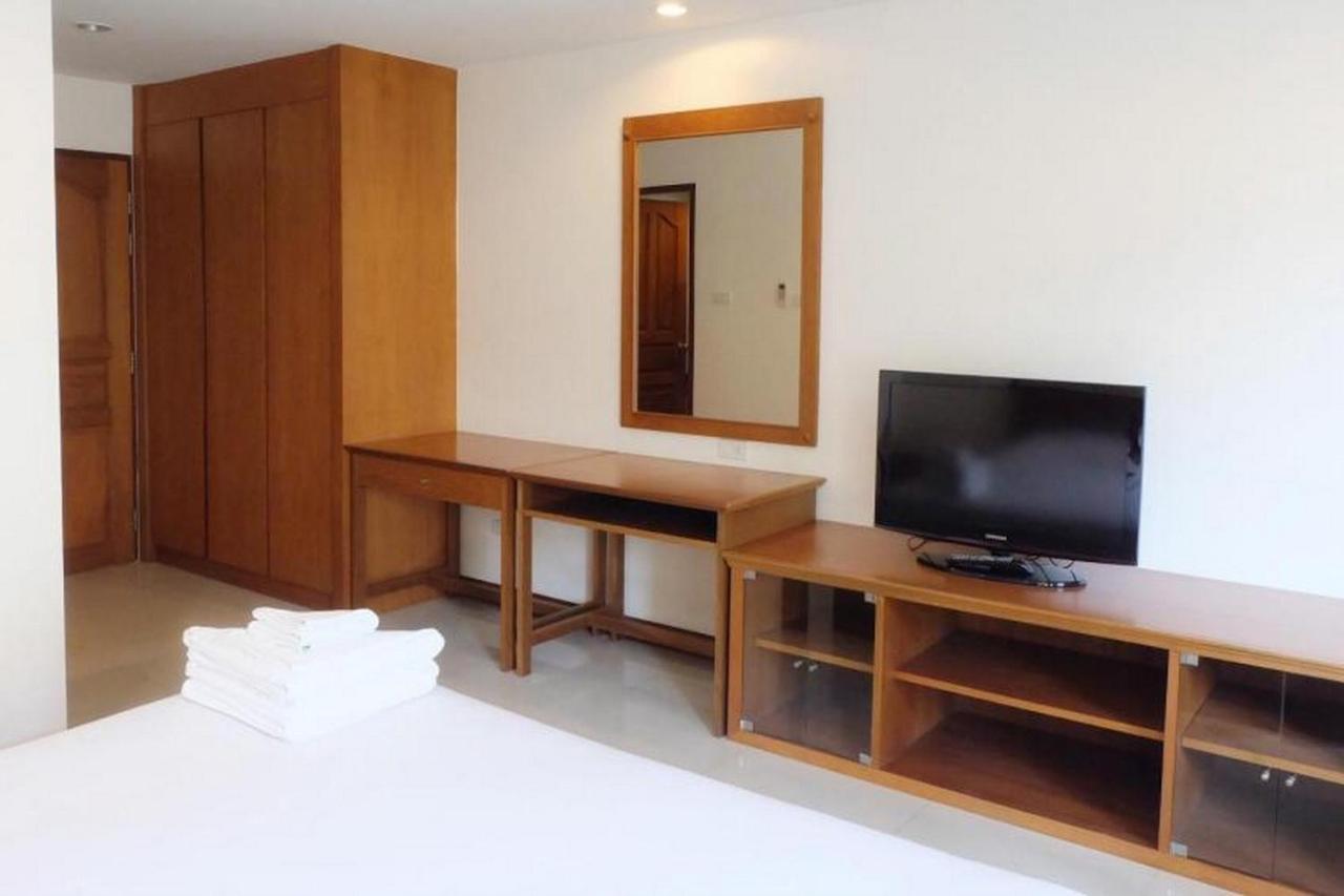 Oyo 1097 Thep Apartment Pattaya Eksteriør bilde